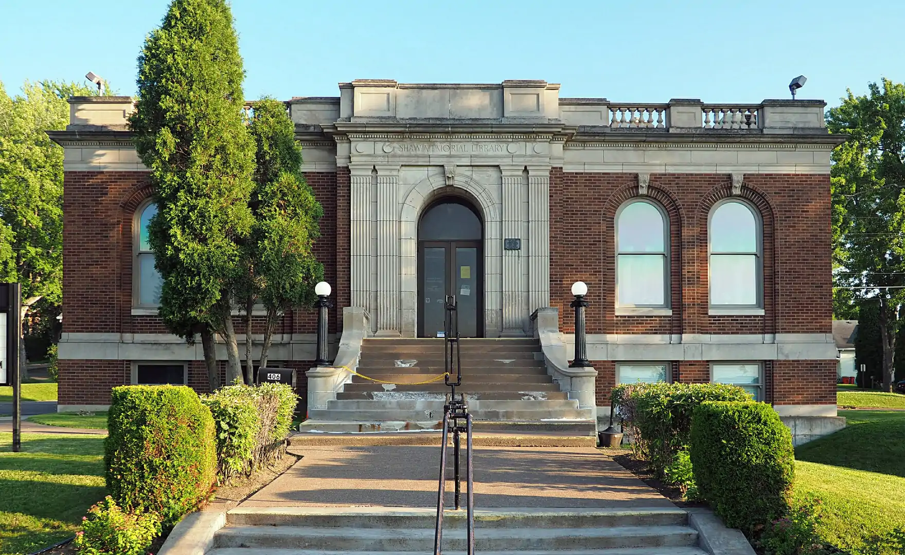 Shaw Memorial Library — Carlton County, Minnesota